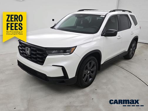 White 2025 Honda Pilot Sport