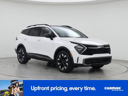 White 2023 Kia Sportage X-Line