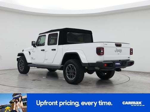 White 2020 Jeep Gladiator Overland