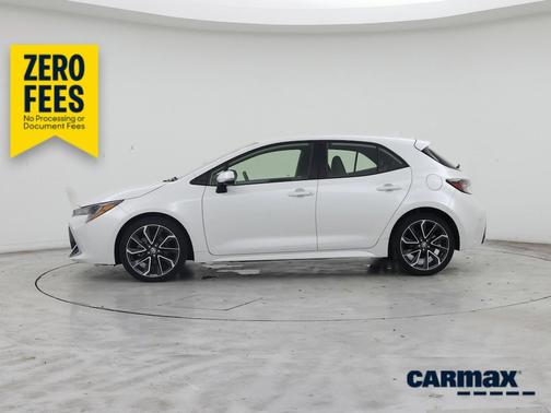 White 2021 Toyota Corolla Hatchback XSE
