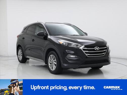 Black 2017 Hyundai TUCSON SE