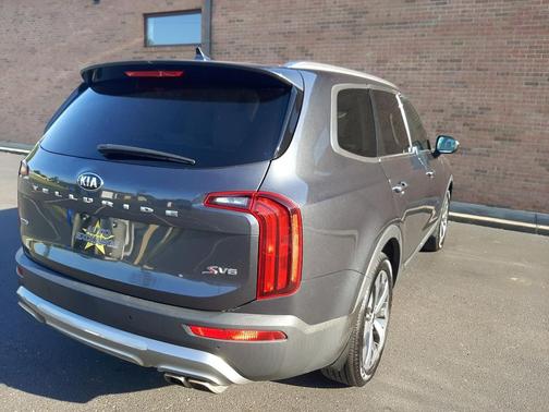 2020 Kia Telluride S