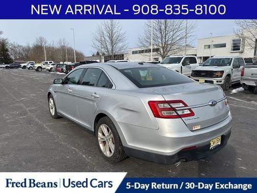 2019 Ford Taurus SEL