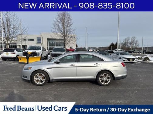 2019 Ford Taurus SEL