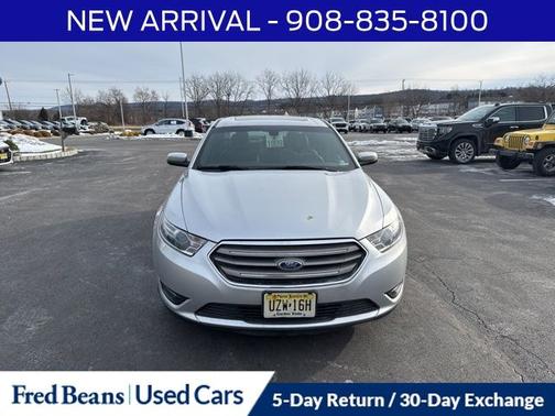 2019 Ford Taurus SEL