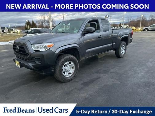 2021 Toyota Tacoma SR