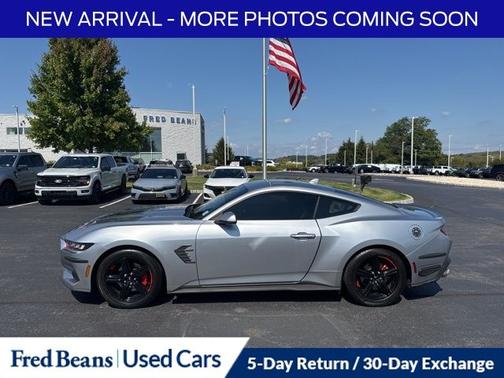 2024 Ford Mustang ECOBOOST PREMIUM