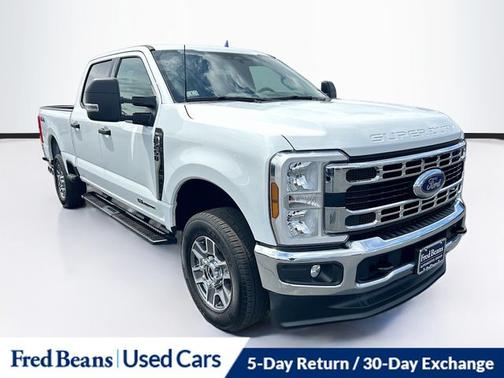 OXFORD WHITE 2025 Ford F-250 XLT
