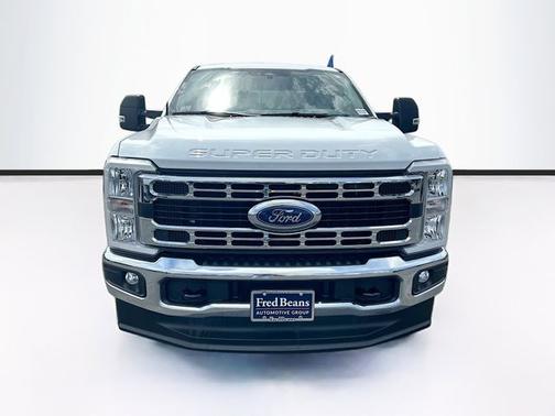 OXFORD WHITE 2025 Ford F-250 XLT