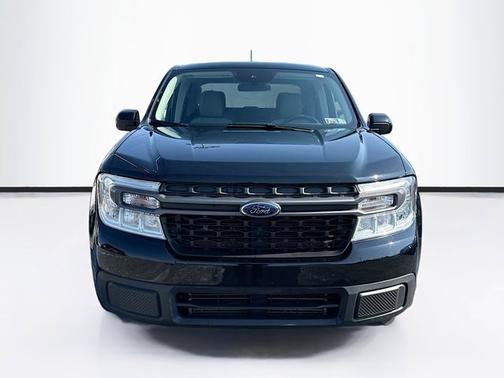 SHADOW BLACK 2024 Ford Maverick XLT