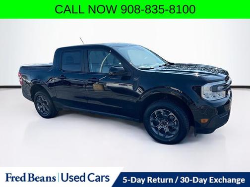 SHADOW BLACK 2024 Ford Maverick XLT