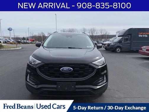 AGATE BLACK METALLIC 2022 Ford Edge SEL