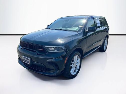 DB Black Crystal Clearcoat 2023 Dodge Durango GT