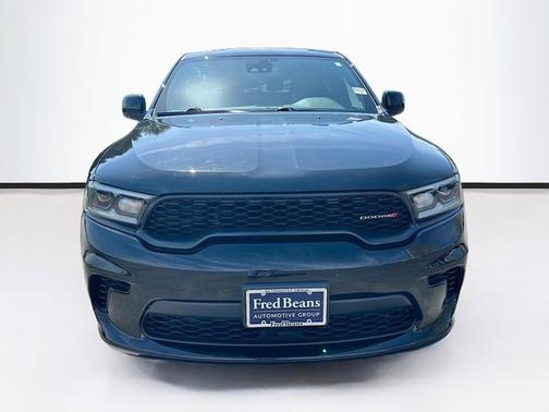 DB Black Crystal Clearcoat 2023 Dodge Durango GT