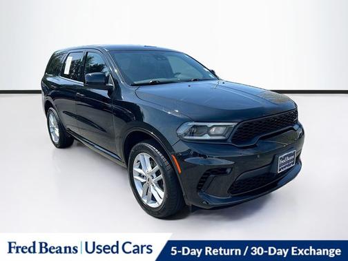 DB Black Crystal Clearcoat 2023 Dodge Durango GT