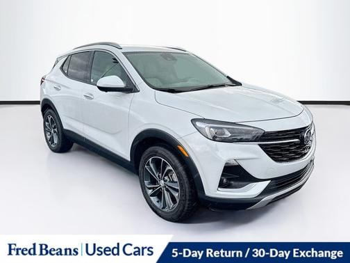 Summit White 2021 Buick Encore GX ESSENCE