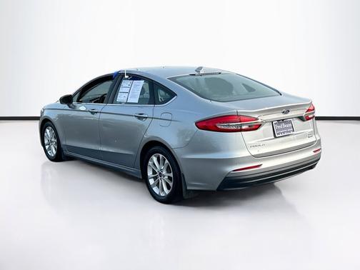 2020 Ford Fusion SEL