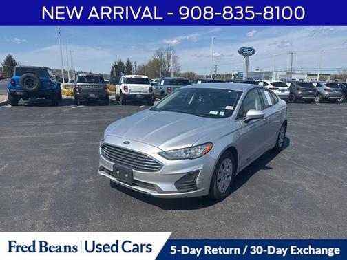 INGOT SILVER METALLIC 2019 Ford Fusion S