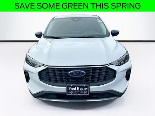 OXFORD WHITE 2025 Ford Escape ACTIVE