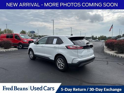 2022 Ford Edge SEL