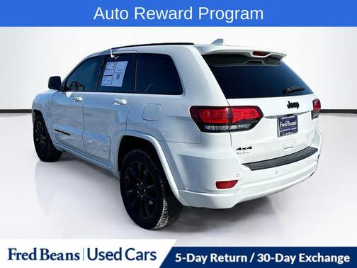 2021 Jeep Grand Cherokee LAREDO