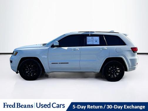 2021 Jeep Grand Cherokee LAREDO