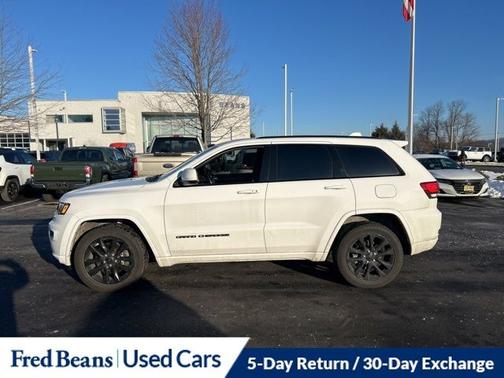 2021 Jeep Grand Cherokee LAREDO