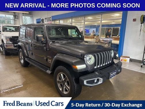 2022 Jeep Wrangler Unlimited SAHARA