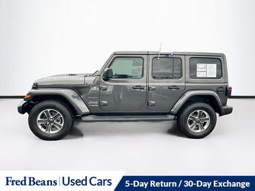 2022 Jeep Wrangler Unlimited SAHARA