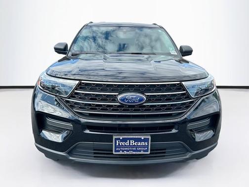 AGATE BLACK METALLIC 2023 Ford Explorer XLT