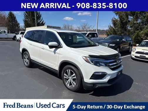 White 2017 Honda Pilot EX-L W/ NAVIGATION