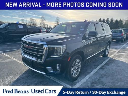 2023 GMC Yukon XL SLT