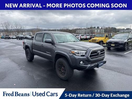 2017 Toyota Tacoma SR5