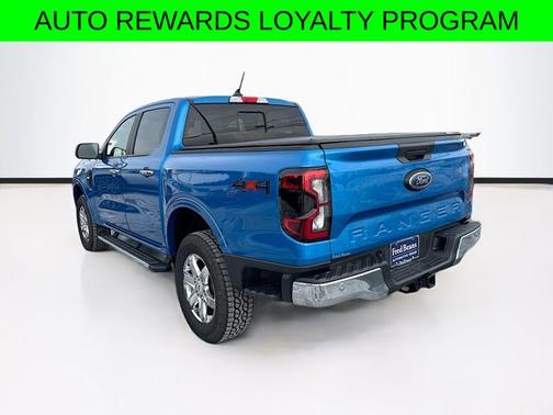 VELOCITY BLUE METALLIC 2024 Ford Ranger XLT
