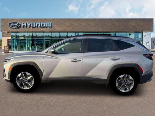 Shimmering Silver 2026 Hyundai TUCSON Hybrid SEL