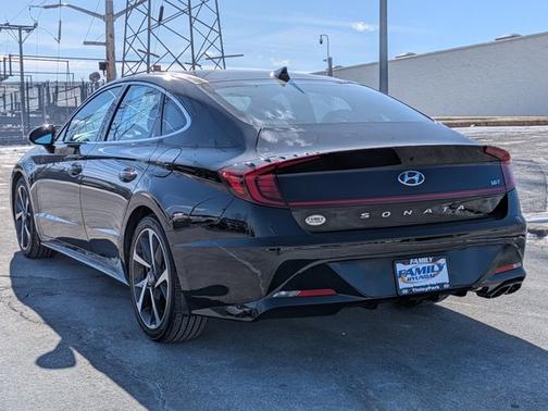 2021 Hyundai SONATA SEL Plus