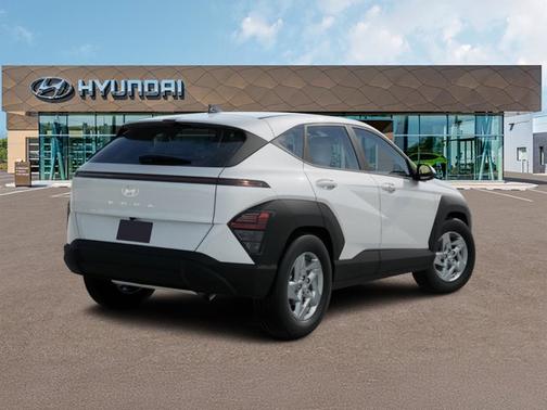 2026 Hyundai KONA SE