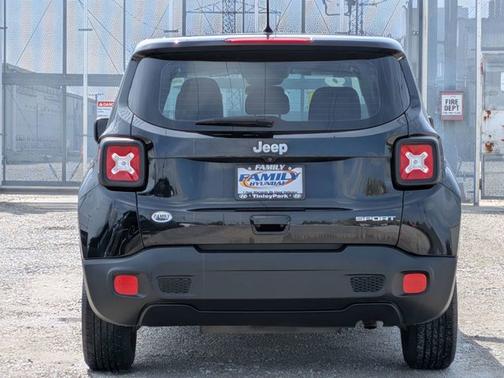 Black 2018 Jeep Renegade Sport