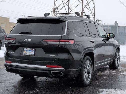 2022 Jeep Grand Cherokee L Summit