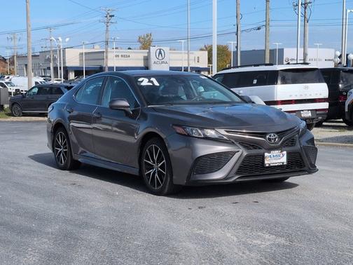 2021 Toyota Camry SE
