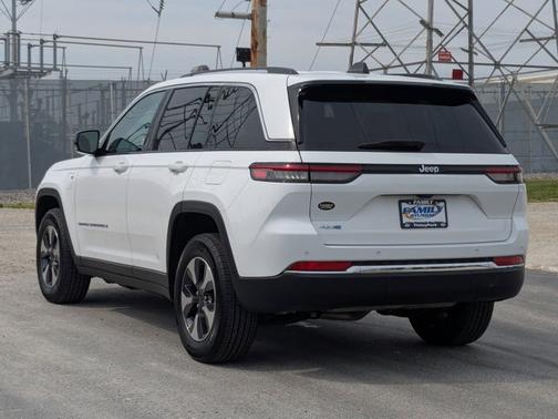 2023 Jeep Grand Cherokee 4xe 4DR 4WD