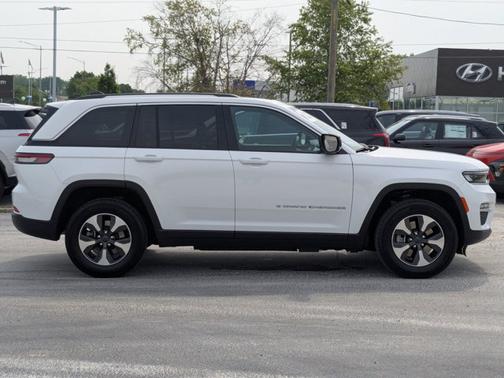 2023 Jeep Grand Cherokee 4xe 4DR 4WD