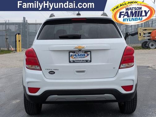 Summit White 2020 Chevrolet Trax LT