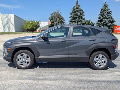 2025 Hyundai KONA SE