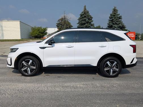 2021 Kia Sorento S