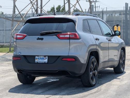 2016 Jeep Cherokee Altitude