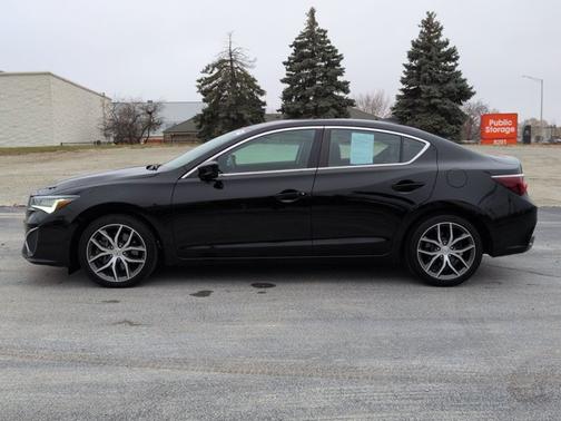 2019 Acura ILX w/Premium Pkg