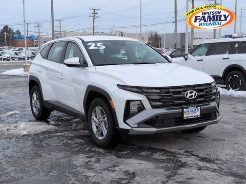 2025 Hyundai TUCSON SE