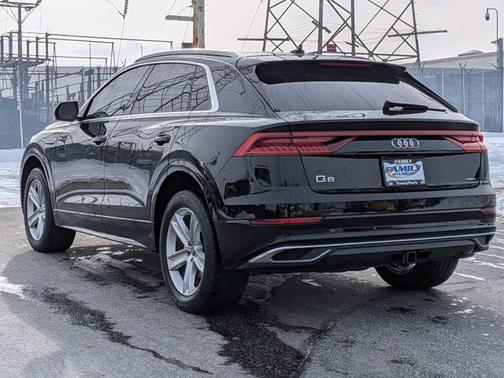 2019 Audi Q8 Premium