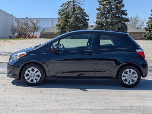2012 Toyota Yaris L